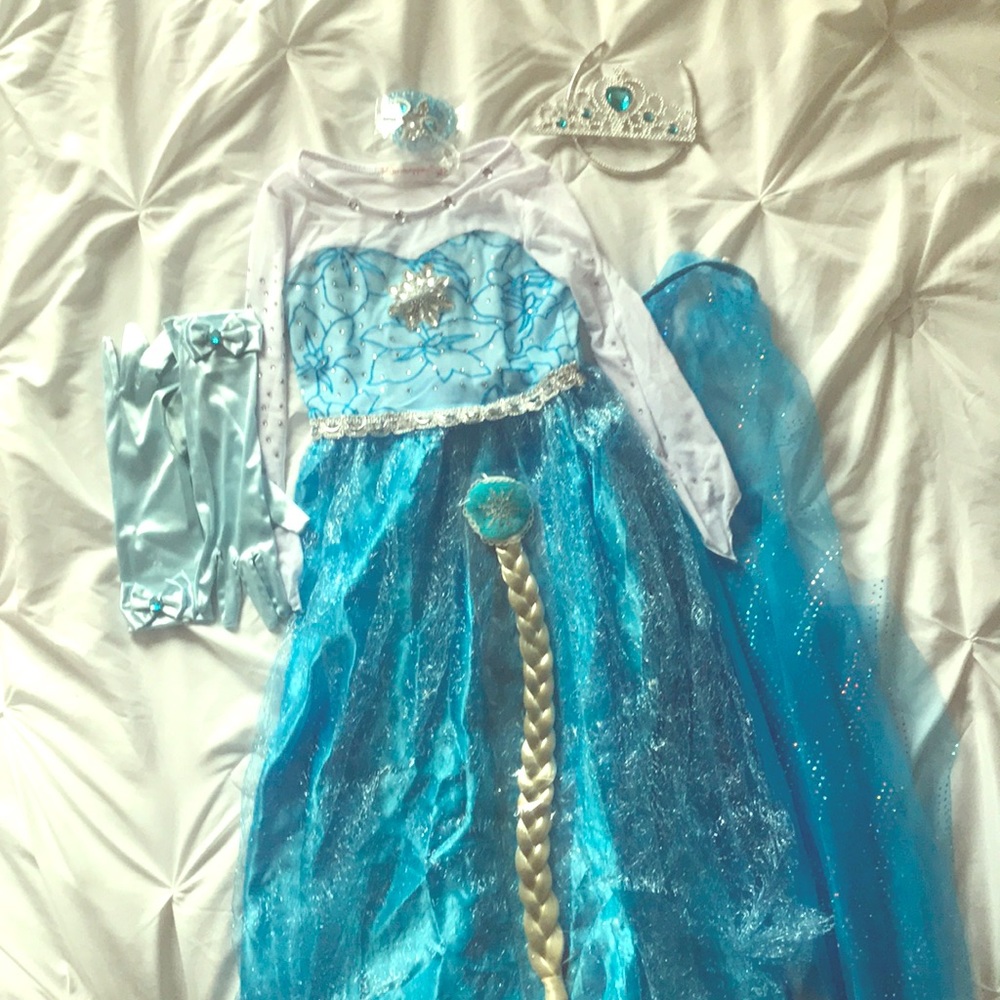 Full Elsa costume